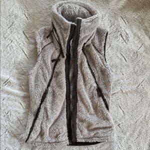 Kuhl Women's Cream Fleece Vest